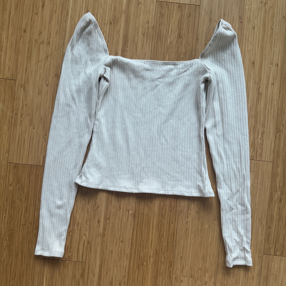 Reformation October Knit Top - Picture 4 of 4